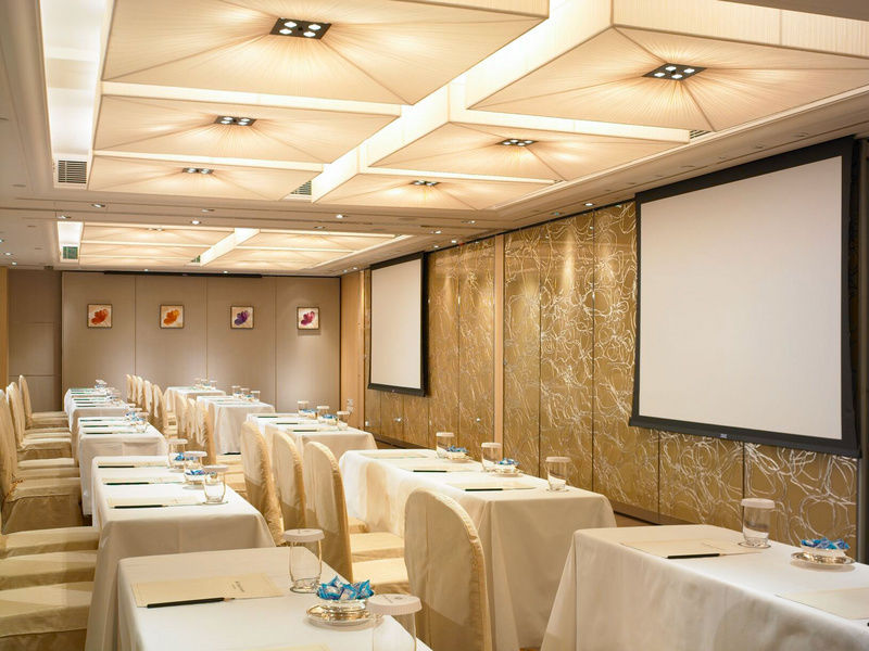 โรงแรมรอยัล การ์เด้น
